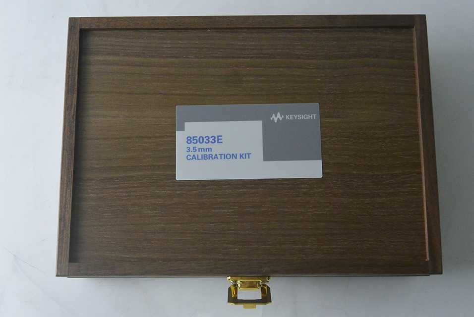 Keysight(Agilent) 85033E Standard Mechanical Calibration Kit