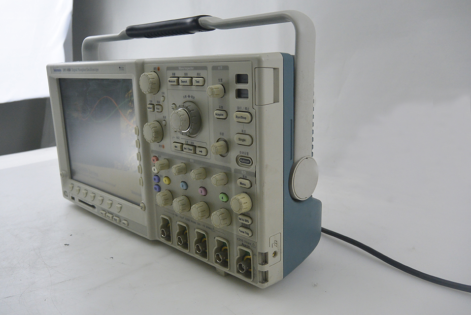 Tektronix DPO4054 Digital Phosphor Oscilloscope